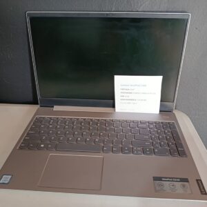 Laptop Lenovo IdealPad S340 - Intel i5  8Th Gen  Semi Nueva