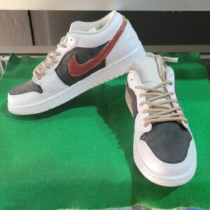 TENIS NIKE AIR JORDAN 1 LOW TRAVIS SCOOT SEMI NUEVO