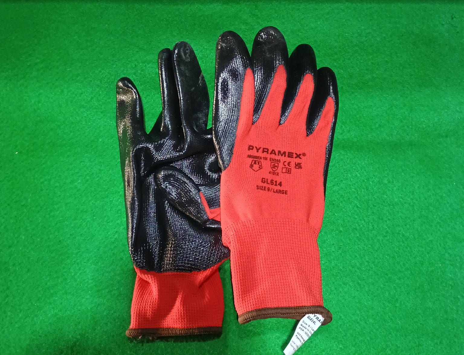 GUANTES DE NITRILO DE ESPUMA ECONOMICO TALLA L / 9