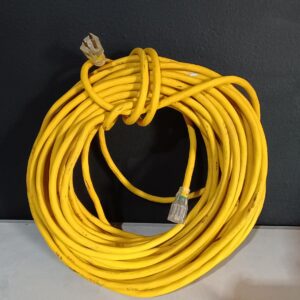 Extensión eléctrica AMERICANA de uso extra rudo 100FT SEGUNDA Calibre 12 AWG, soporta 125 voltios 80°C 300V