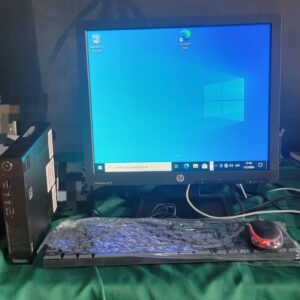 PC DE ESCRITORIO (Desktop) Lenovo ThinkCentre  C i5 4 TA / DDR3 8GB / 500GB HDD Monitor 17 / Semi Nueva
